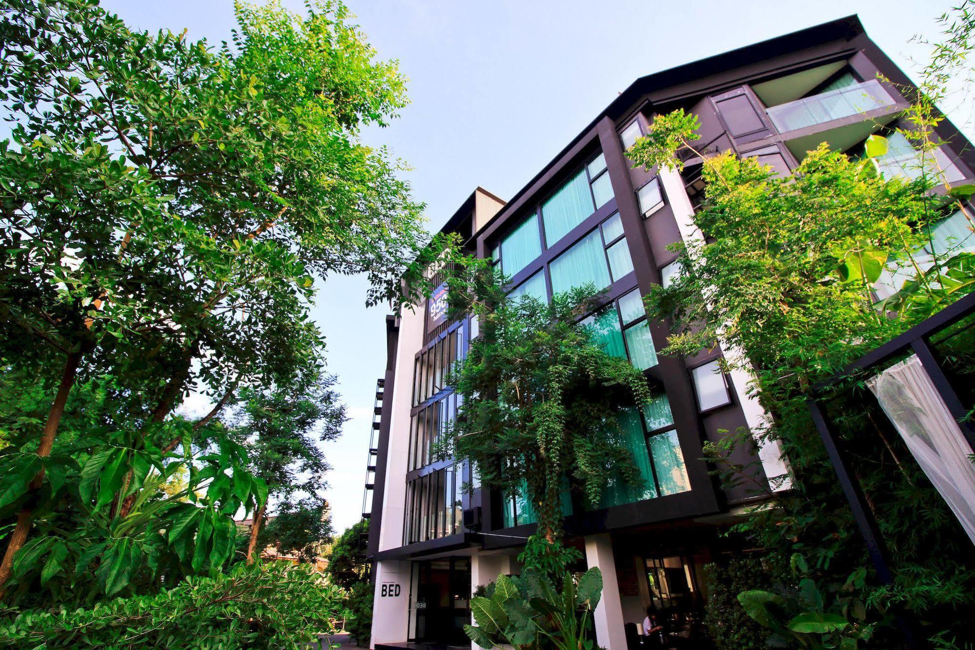 Bed Changkian - Adults Only Chiang Mai Bagian luar foto