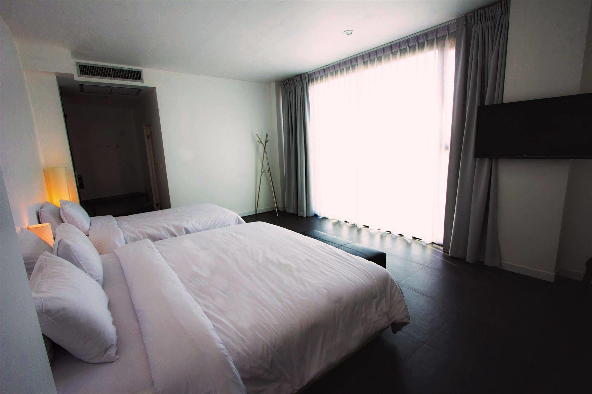 Bed Changkian - Adults Only Chiang Mai Bagian luar foto