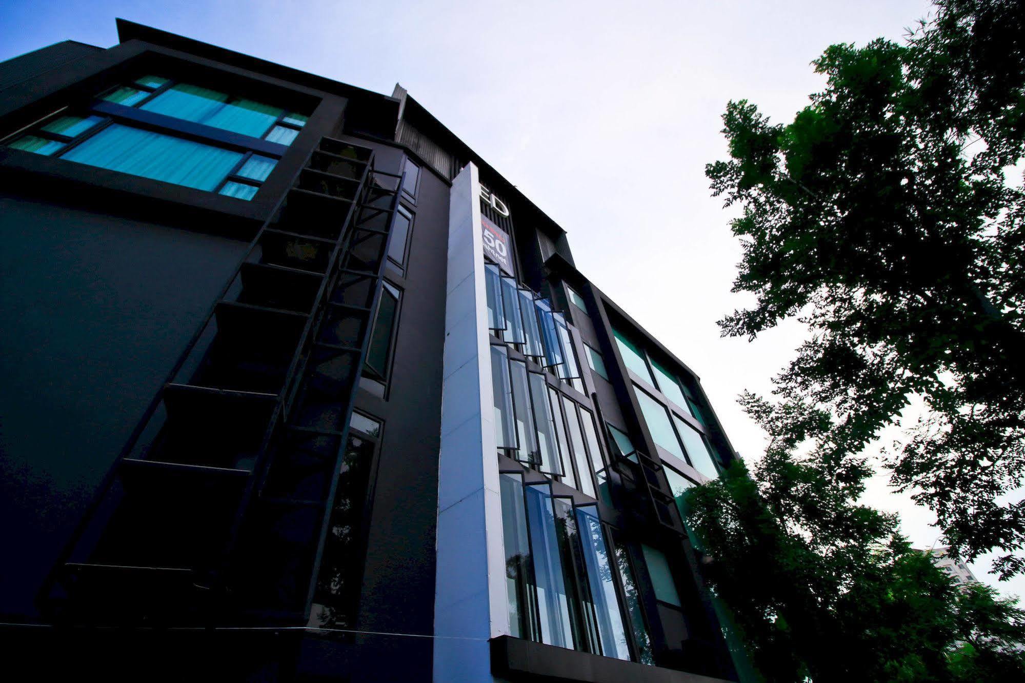 Bed Changkian - Adults Only Chiang Mai Bagian luar foto